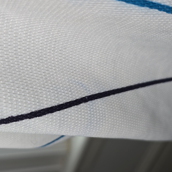 New Orleans Basketball Jersey - Picture 5 of 7